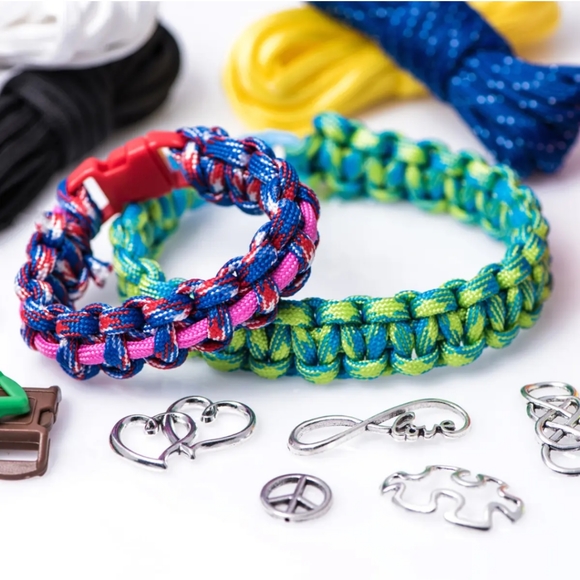 Paracord Bracelet Making Set DIY Kids Bracelets Craft Kit - Picture 4 of 12